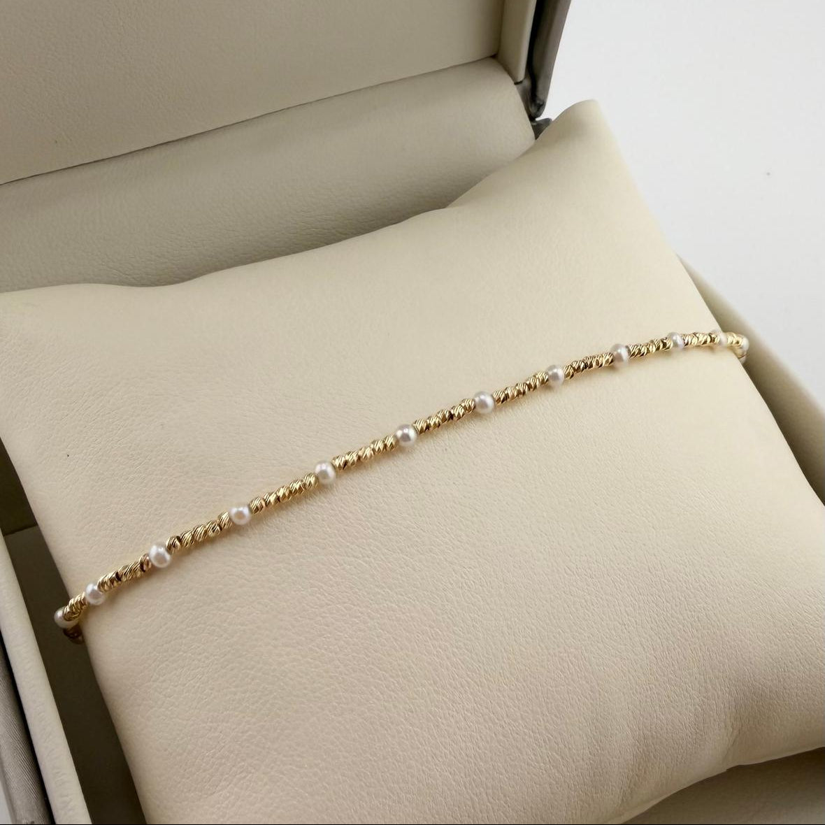 Bracciale con palline diamantate e perle - Oro 18 kt