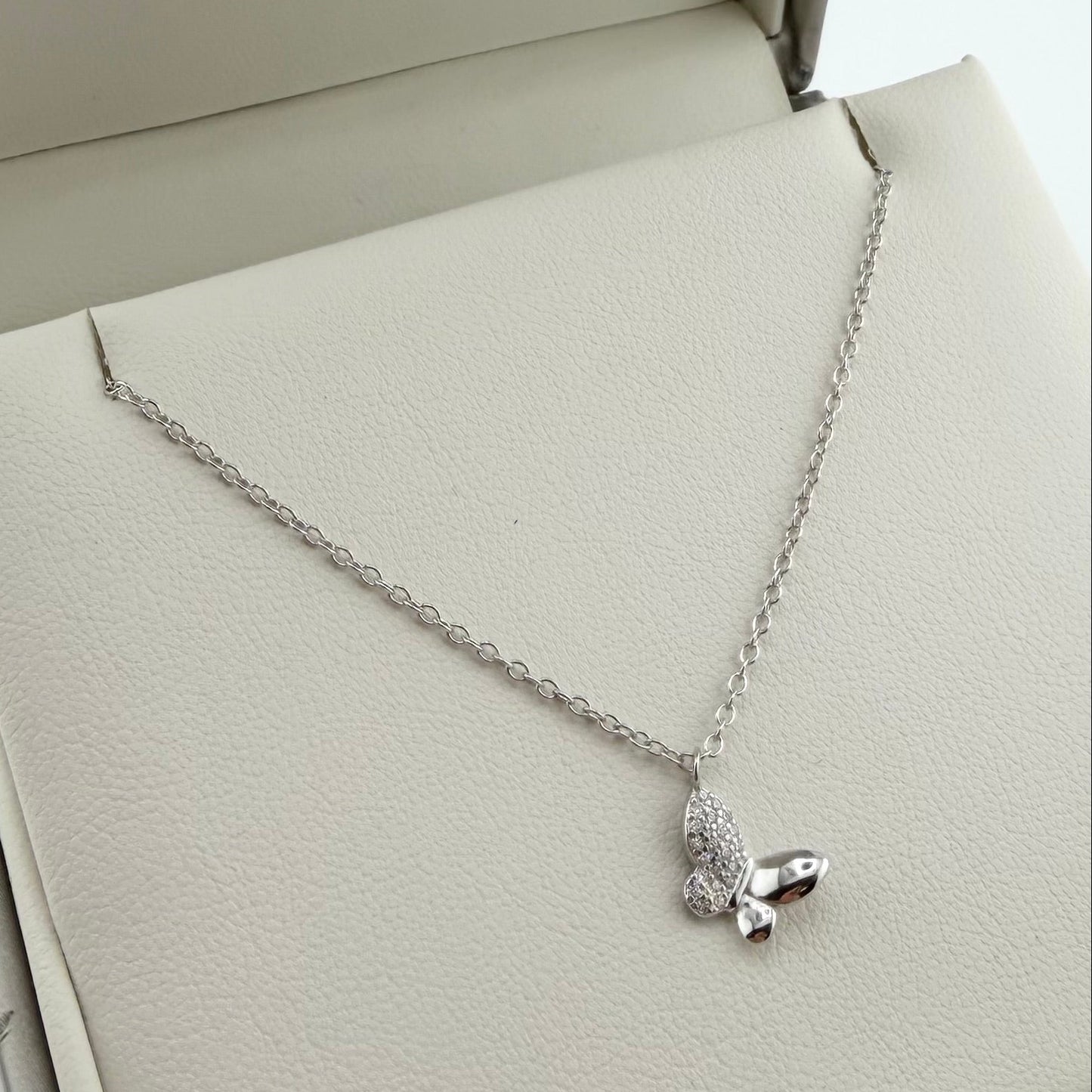Collana farfalla con zirconi bianchi - Argento 925