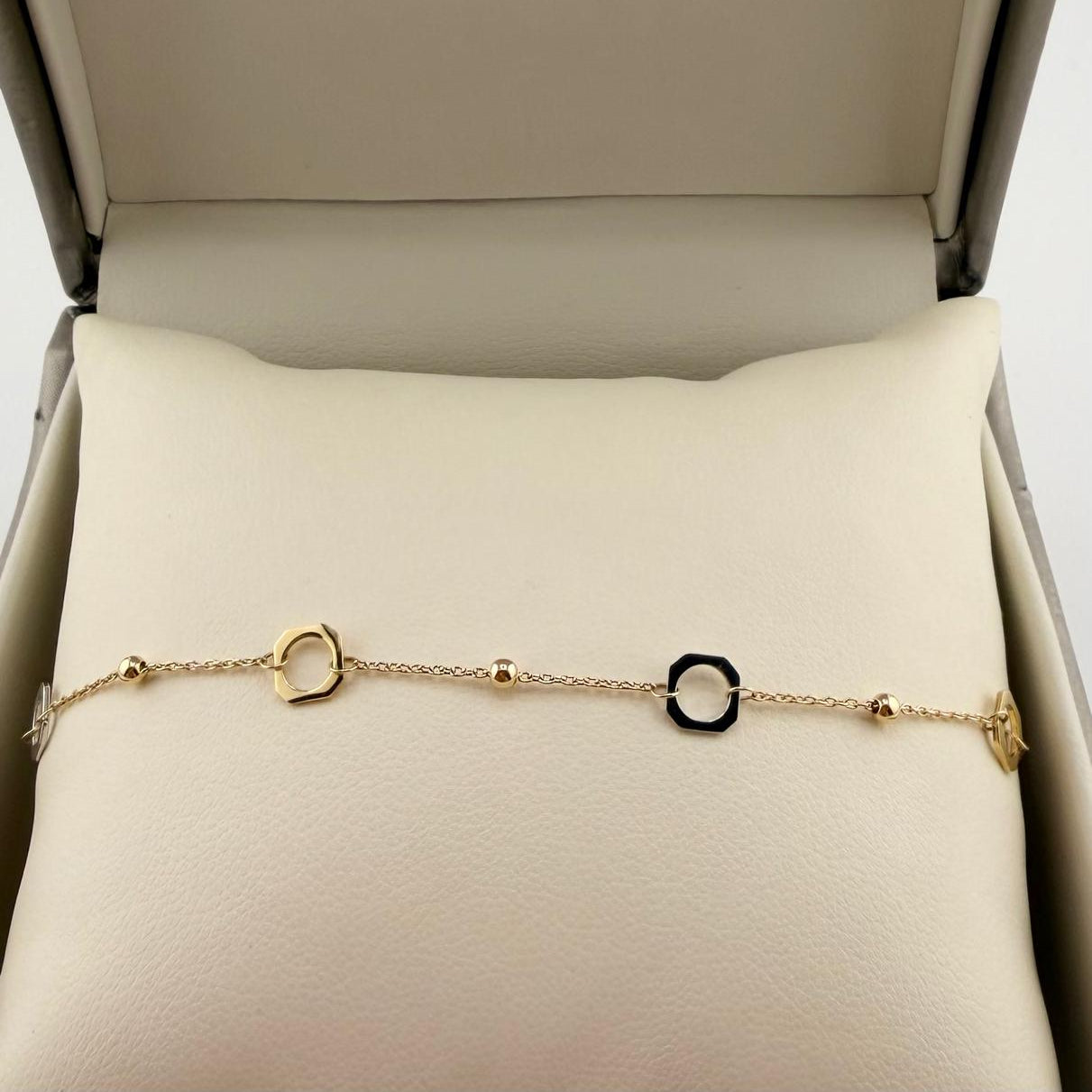 Bracciale con palline lucide e elementi quadrati  - Oro 18 kt