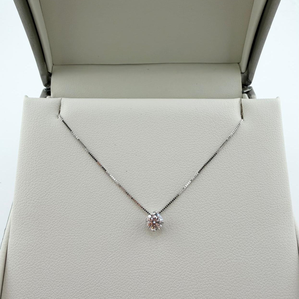 Collana punto luce con zircone da 5 mm - Oro 18 kt