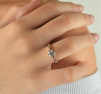 ANELLO IN ARGENTO 925 CON ZIRCONI